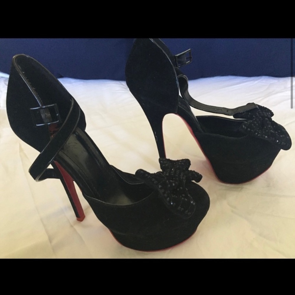 Red bottoms 7 1/2 👠